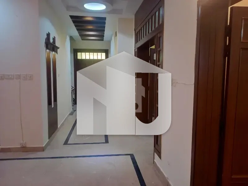E-11 2 New Modern Designing House For Rent, photo 3