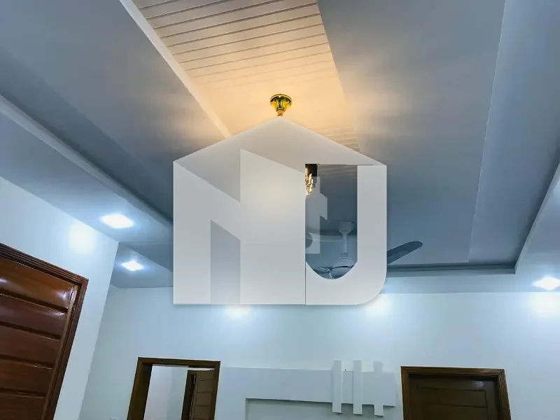 11 MARLA BRAND NEW HOUSE FOR RENT.