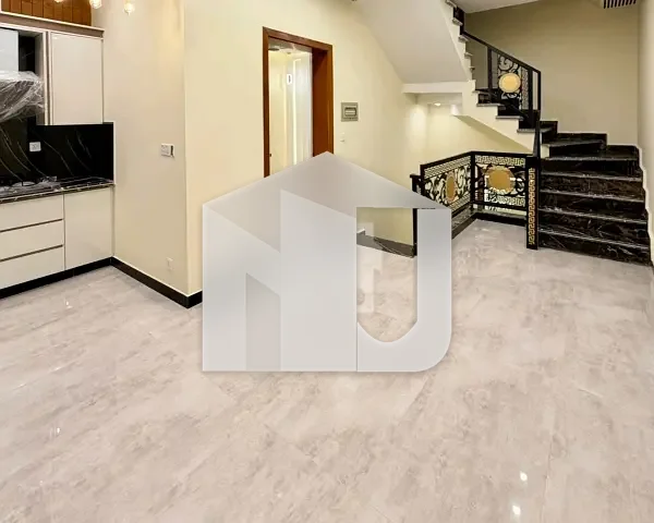 House Of 2800 Square Feet Is Available For rent, photo 5