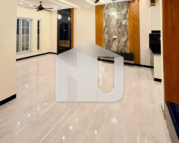 House Of 2800 Square Feet Is Available For rent, photo 7