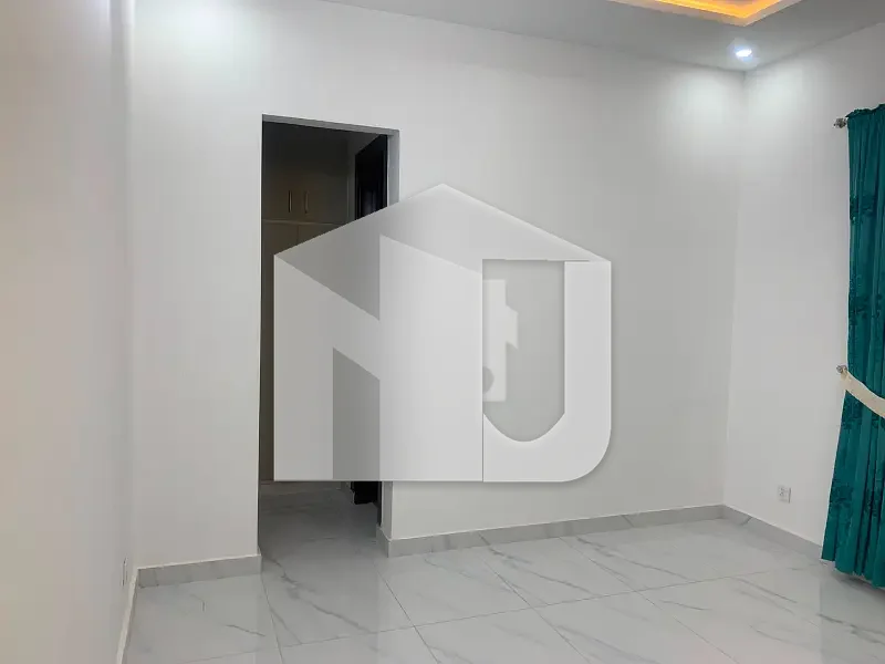 Beautiful Location Sector J 10 Marla House Available For Rent Brand New With Solar And Servant Quarter, Beautifully House.