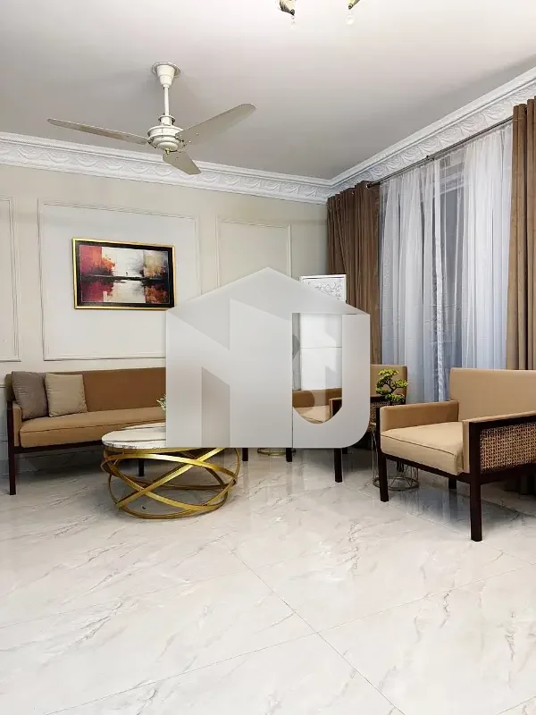 Fully Furnished Brand New House With AC Install Luxury House Available, photo 3