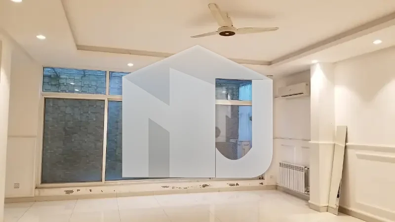 HOUSE FOR RENT IN F-8, photo 7