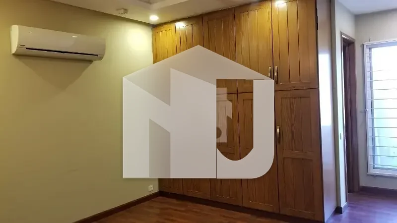 HOUSE FOR RENT IN F-8, photo 6