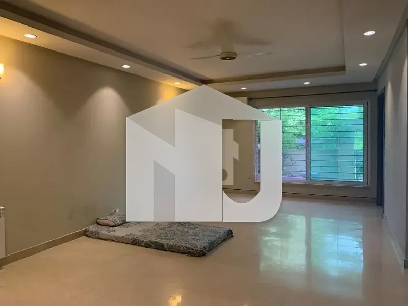HOUSE FOR RENT IN F-8, photo 28