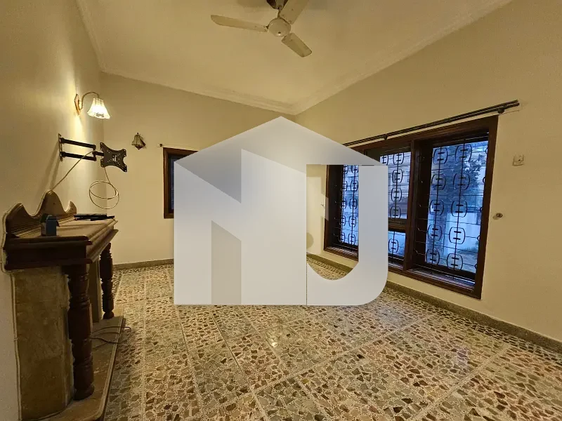 HOUSE FOR RENT IN F-8, photo 13