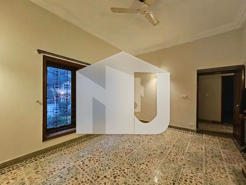 HOUSE FOR RENT IN F-8, photo 14
