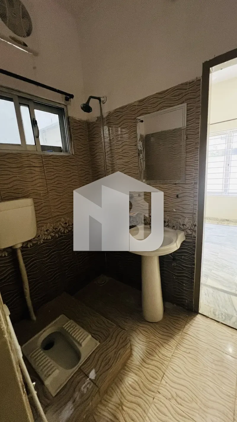 B17 Block F House Available For Rent 5 Marla All Facilities Available, photo 9
