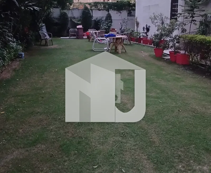 12 bed house for rent in F-8, Islamabad, photo 22