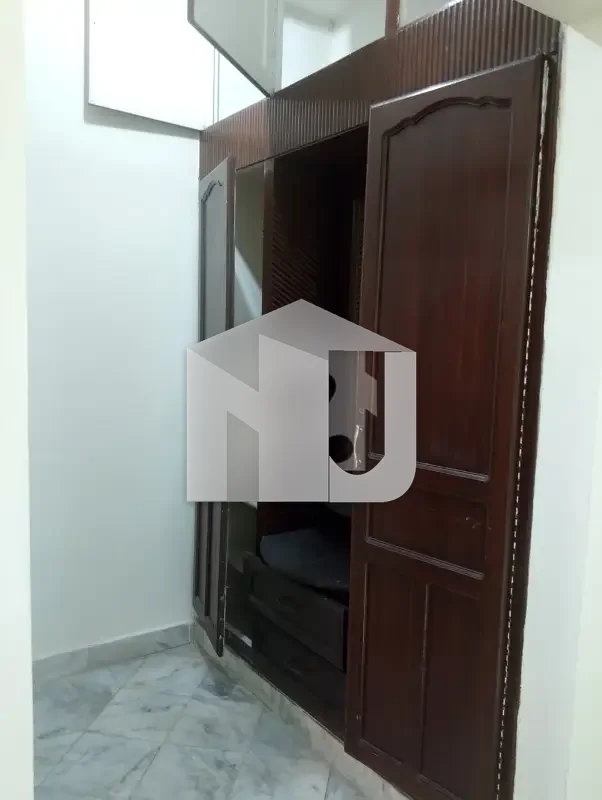 1 Kanal Luxury 6-Bedroom Double Storey House for Rent I-8/3 Islamabad, photo 14