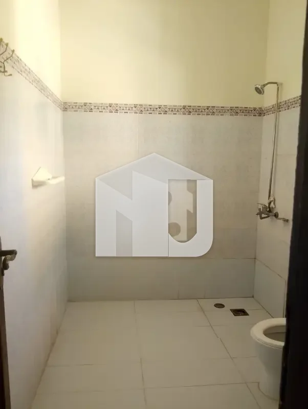 1 Kanal Luxury 6-Bedroom Double Storey House for Rent I-8/3 Islamabad, photo 22