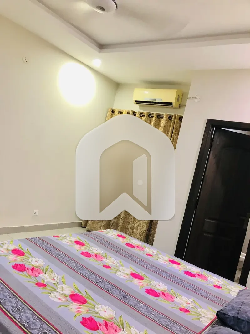 2 Bedrooms Fully Furnished Apartment Available For Rent In 18 West F11 Markaz, photo 6