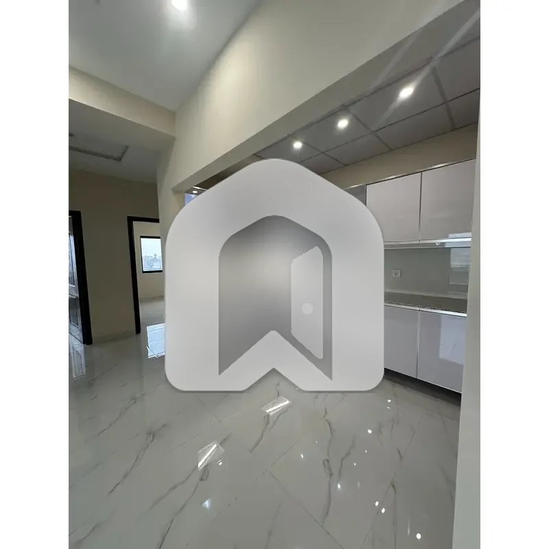 3 Bedroom New Unfurnished Apartment Available For Rent In Warda Hamna 4