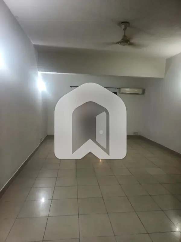 Lignum Tower Studio Flat Available For Rent, photo 8