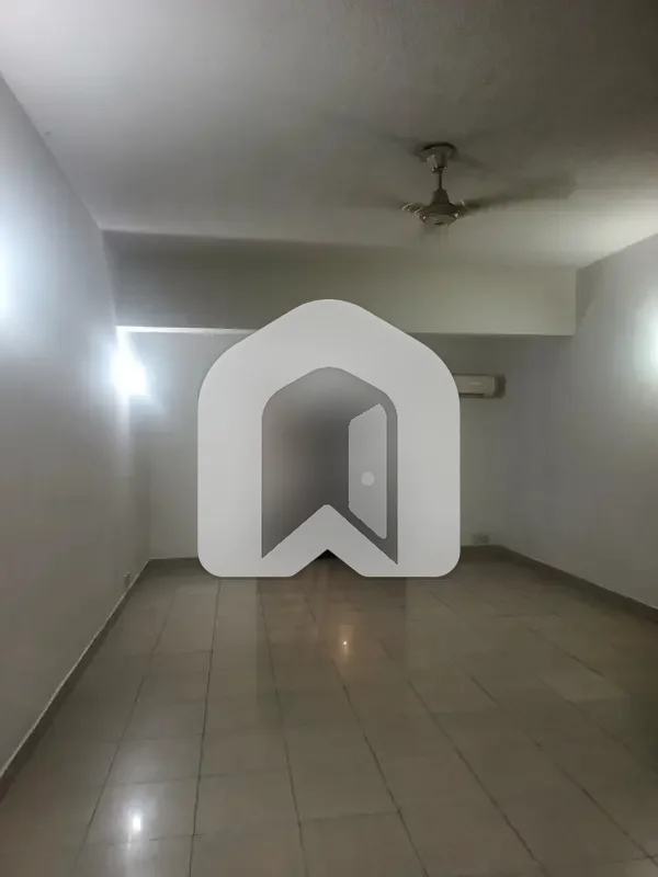 Lignum Tower Studio Flat Available For Rent, photo 4