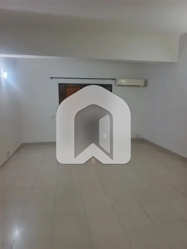 Lignum Tower Studio Flat Available For Rent, photo 11