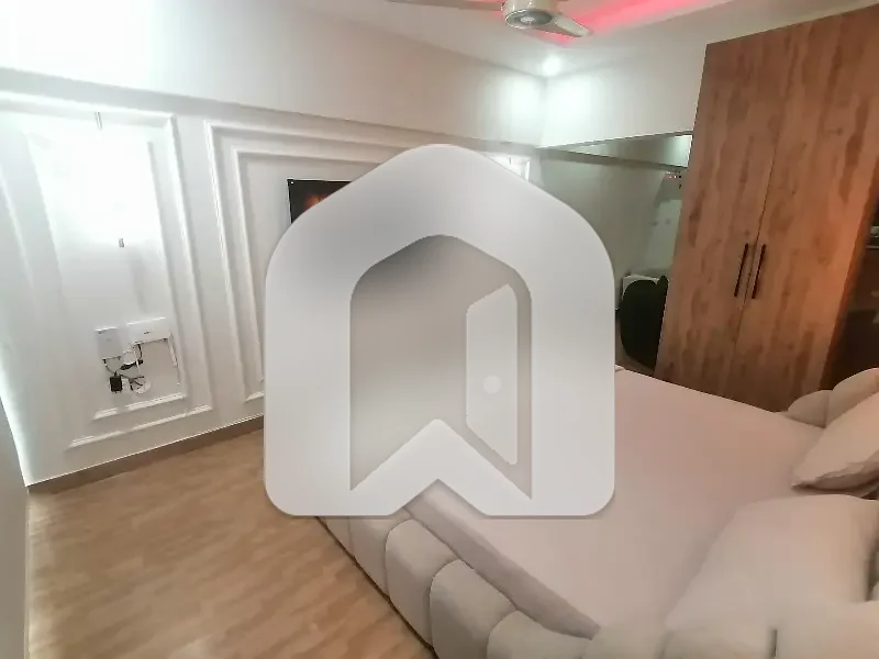 700 Square Feet Flat Is Available In Capital Residencia, photo 5