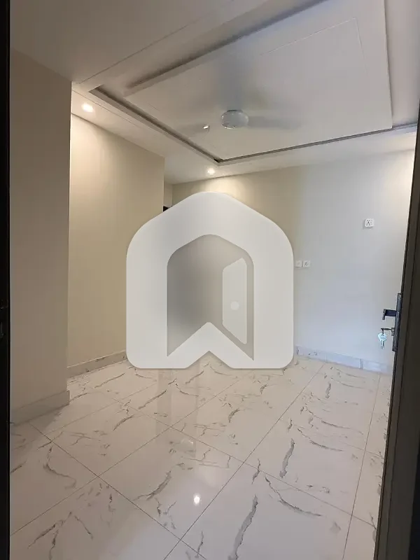 Barnd New Multi Garden B17 Islamabad Block D 2 Bed Flat, photo 6