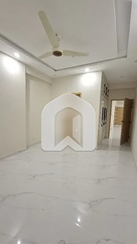 G11/3 - 2 Bedrooms Un Furnished Apartment Available For Rent, photo 3