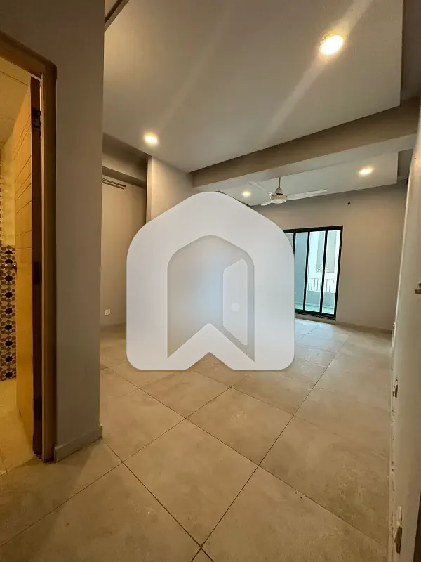 E-11 Two Bedrooms Luxurious Unfurnished Apartment Available For Rent, photo 7