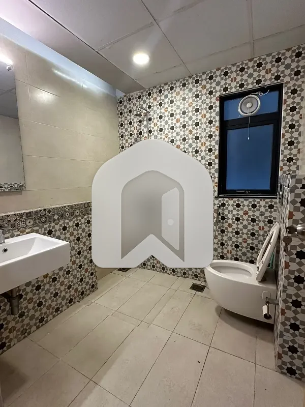 E-11 Two Bedrooms Luxurious Unfurnished Apartment Available For Rent, photo 11