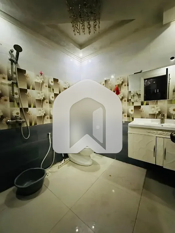 E-11 One Master Bedroom Fully Furnished Apartment Available For Rent, photo 9