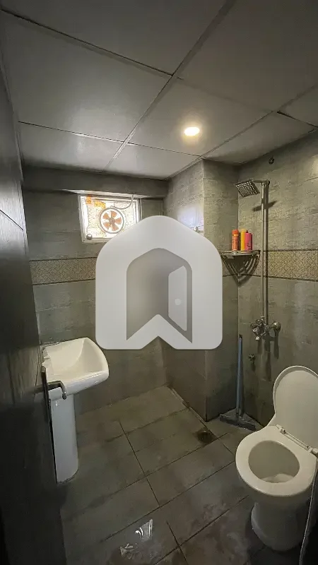 E11 One Bedroom Fully Luxurious Furnished Apartment Available For Rent, photo 8