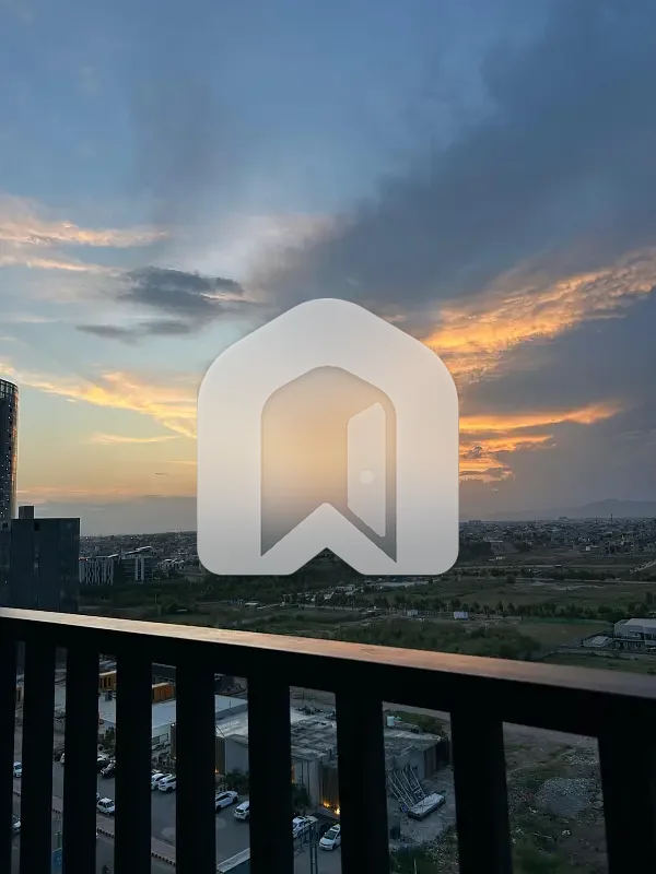 Premium 1-Bed Fully Furnished Corner Studio | 6th Floor | Gulberg Green, photo 8
