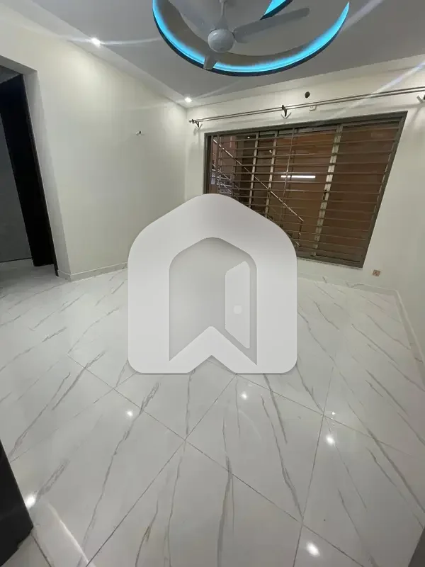 F-10 Brand New Uper Portion For Rent