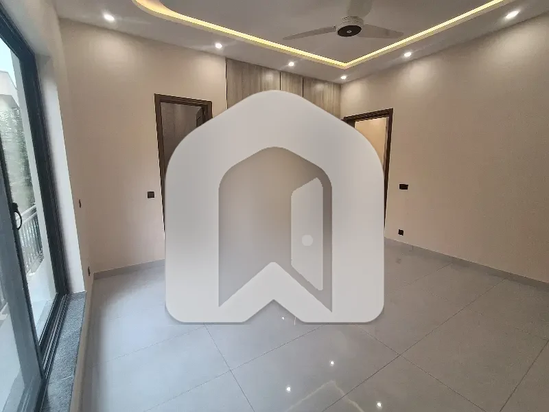 10 MARLA UPPER PORTION AVAILABLE FOR RENT ON REASONABLE PRICE AT BEHRIA ENCLAVE ISLAMABAD
