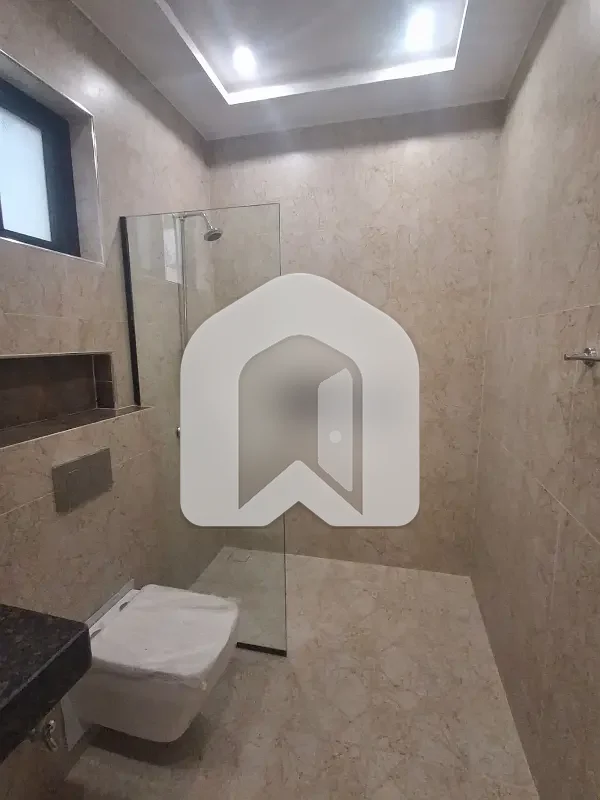 10 MARLA UPPER PORTION AVAILABLE FOR RENT ON REASONABLE PRICE AT BEHRIA ENCLAVE ISLAMABAD, photo 10