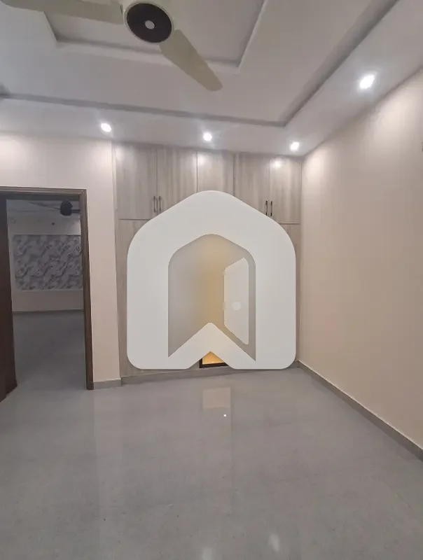 10 MARLA UPPER PORTION AVAILABLE FOR RENT ON REASONABLE PRICE AT BEHRIA ENCLAVE ISLAMABAD, photo 7