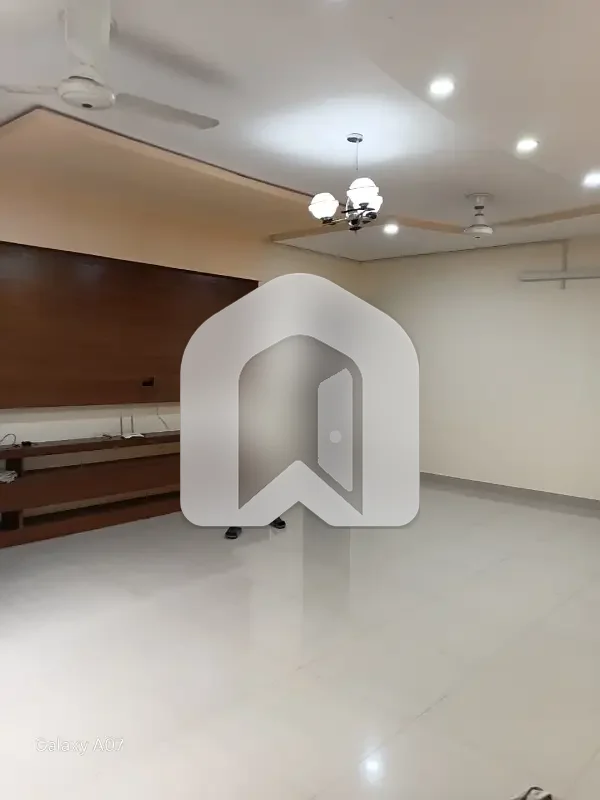 D-12 Out Class Location 14 Marla Tiles Flooring Upper Portion For Rent, photo 16
