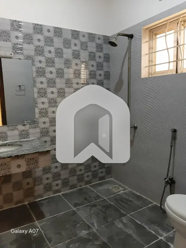 D-12 Out Class Location 14 Marla Tiles Flooring Upper Portion For Rent, photo 9