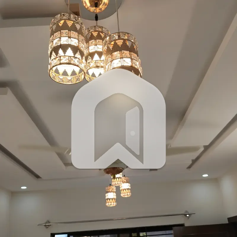G-16 size 50*90 Upper portion is available for Rent prime location beautiful house seprate entrance all facilities, photo 10