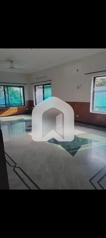 Corner Upper Portion For Rent In G 11