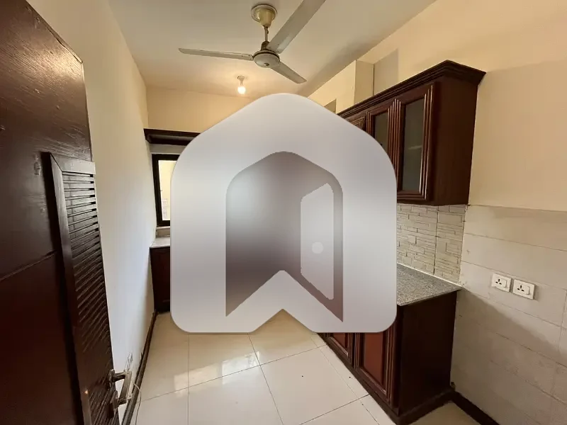 Upper Portion Available For Rent, photo 16