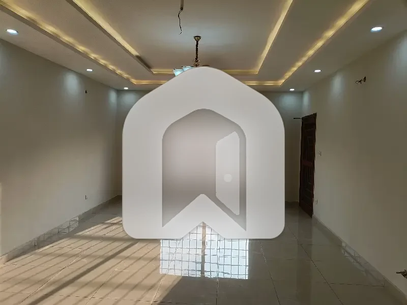 14 Marla Upper Portion Available For Rent, photo 14