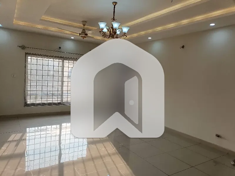 14 Marla Upper Portion Available For Rent, photo 12