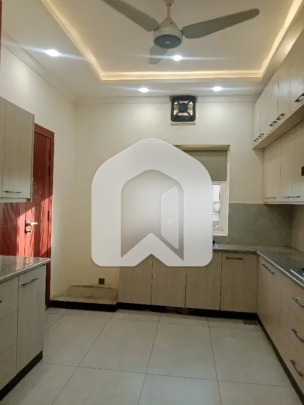 Brand New Luxury Designer 1 Kanal House Upper Portion For Rent In D12 Near To Margala Avenue Interchange D12 Islamabad, photo 13
