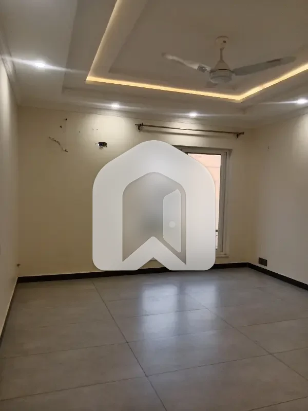 Brand New Luxury Designer 1 Kanal House Upper Portion For Rent In D12 Near To Margala Avenue Interchange D12 Islamabad, photo 10