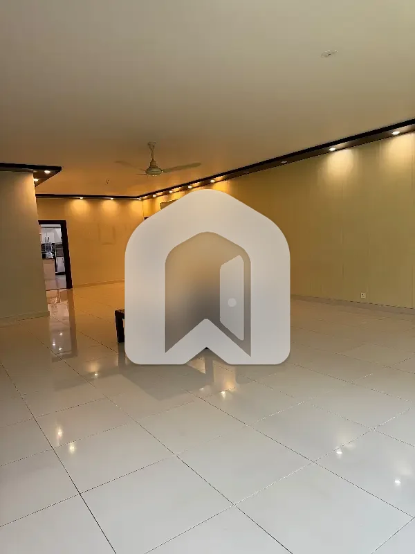 E-7 Floor Available For Rent, photo 8