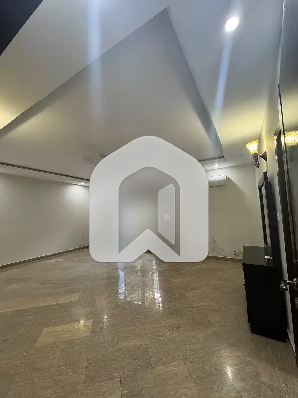 E-7 Floor Available For Rent, photo 13