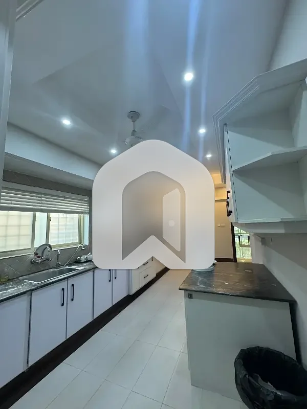 E-7 Floor Available For Rent, photo 14