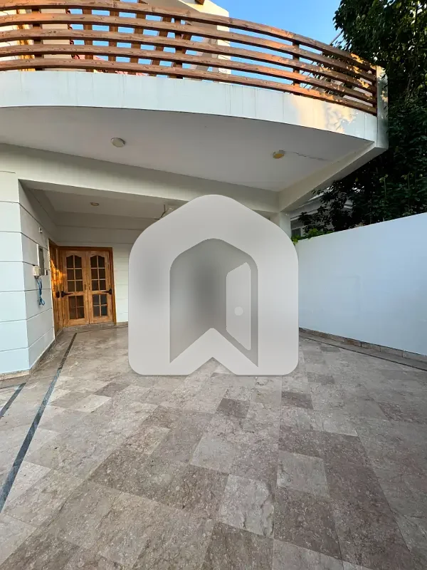 F-10 Prime Location Beautiful Ground Portion For Rent, photo 12