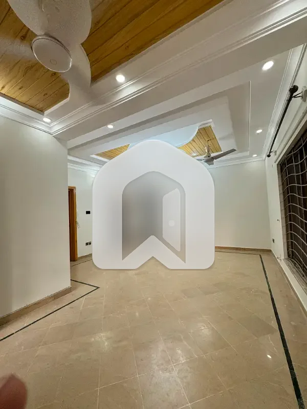 F-10 Prime Location Beautiful Ground Portion For Rent, photo 11