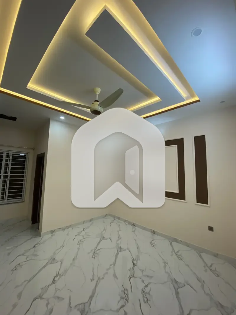 Beautiful Fully Renovated Ground Portion At F-11 Islamabad Available For Rent