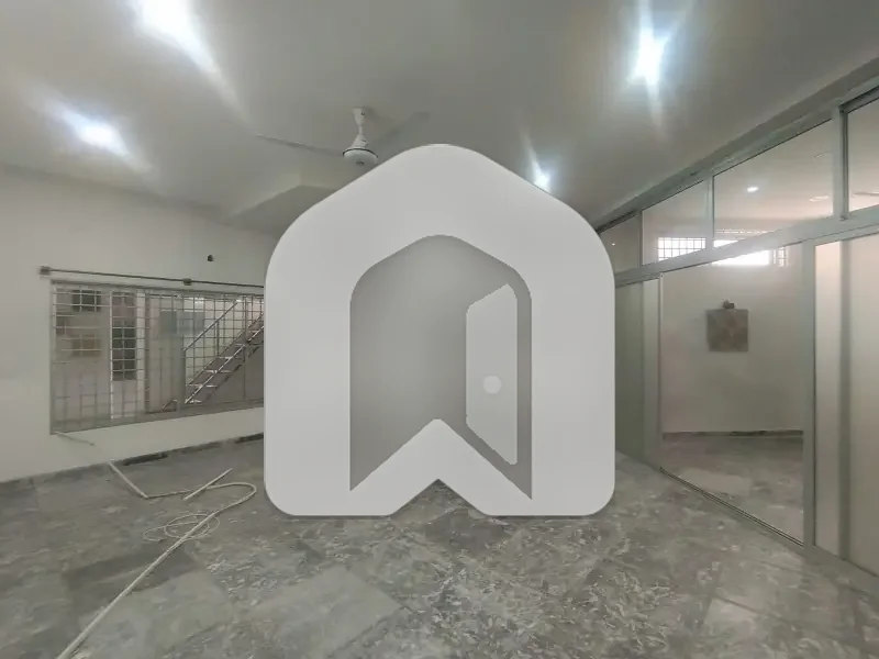G11/4 Size 500 Lower Ground Open 3beds Rent 140000 Real Pictures, photo 4