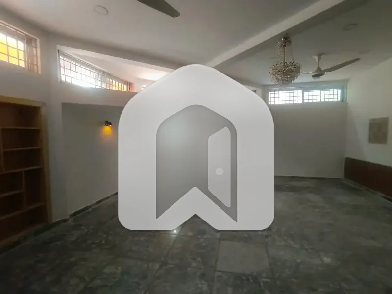 G11/4 Size 500 Lower Ground Open 3beds Rent 140000 Real Pictures, photo 3