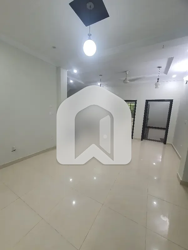 F6 Ground Portion 3bed Available For Rent, photo 9